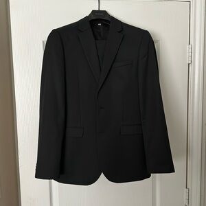 Men’s black suit